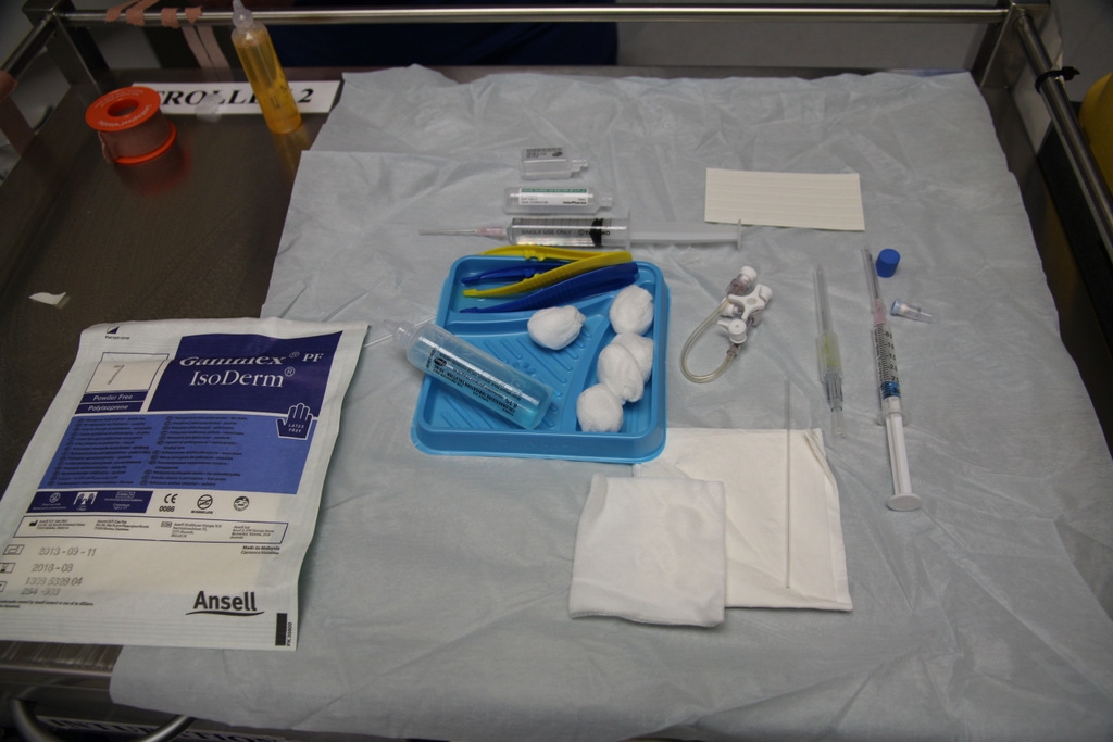 Figure 2: Equipment for peripheral arterial line insertion