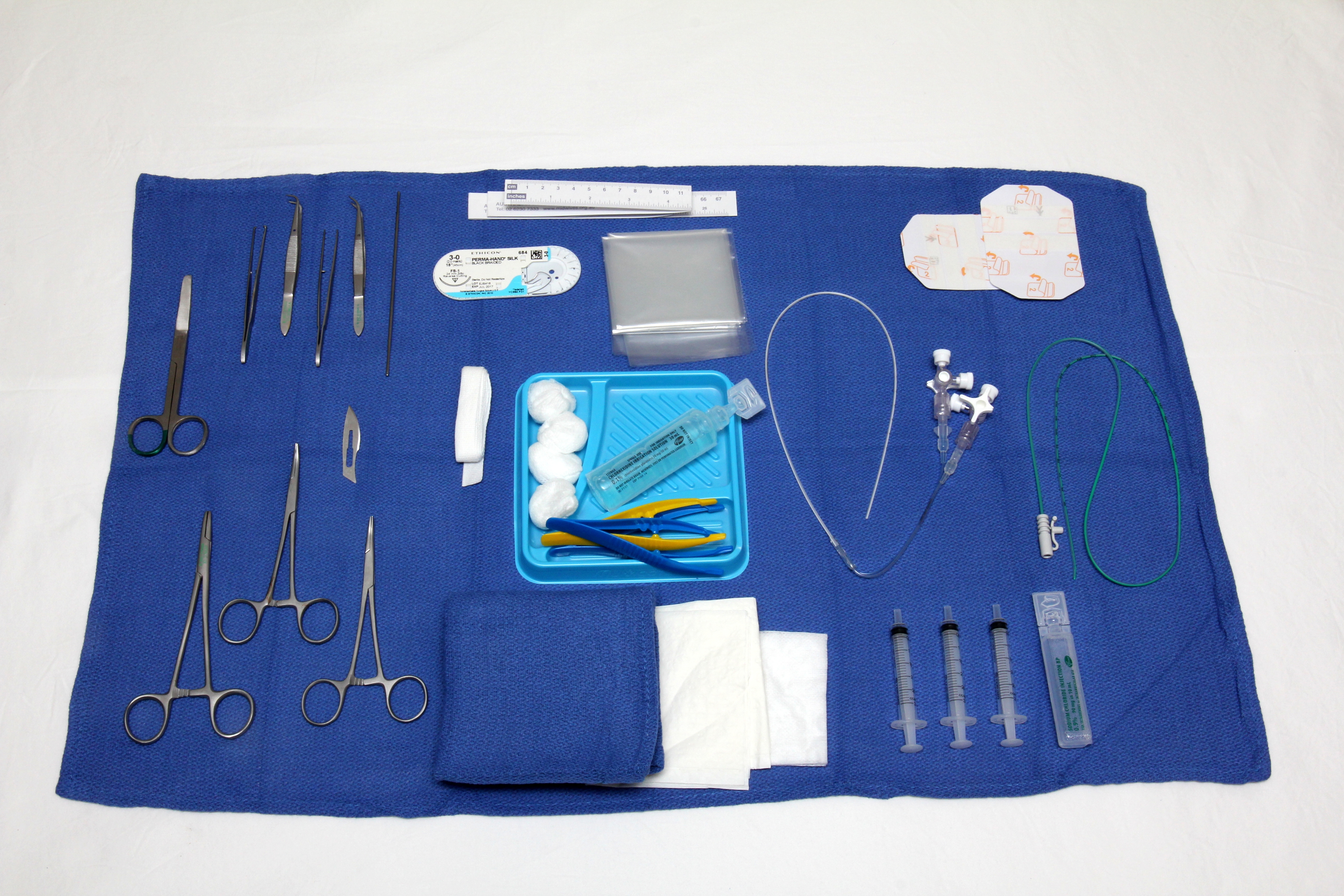Equipment for umbilical vein catheter